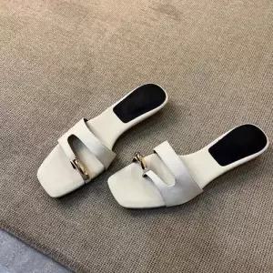 포뇨2 여사친 샌들 슬리퍼에 일자 굽 양가죽 메탈릭 낮은 OPH5