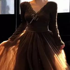 EAMT 여성용 망사 페이크 투피스 우드 쿨링 브이넥 레이스 롱스커트 YJ1