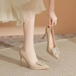 샤오원샵 여자 블랙 키작녀 하이힐 프렌치 큐빅 스퀘어 에나멜 스틸레토 힐 가보시 머메이드 펌프스 꾹5