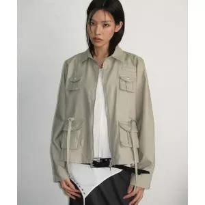 PLACE STUDIO 플레이스 스튜디오 베이직 멀티 포켓 스트랩 포인트 하이드 블루종 코튼 자켓 베이지 741513