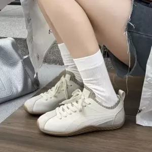 런닝화 플랫 런닝 스니커즈단화 캐쥬얼 단화 키높이