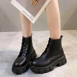 여성 통굽 워커힐 두꺼운창 미들부츠 스트릿룩 블랙 앵클부츠 워커힐 통굽부츠 두꺼운창