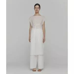 아모멘토 쉬어 드로우스트링 드레스 화이트 1922063