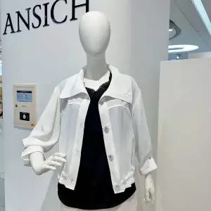 갤러리아 안지크(23S/S 80%할인)여름쟈켓 셔츠카라귀여운숏쟈켓( AH2JK1160)