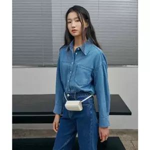 [갤러리아] LAP 루즈핏 크랍 데님 셔츠 AR1DB360