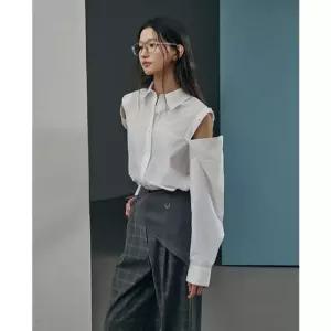 [갤러리아] LAP 어깨 트임 스트라이프 셔츠 블라우스 AR1WB266