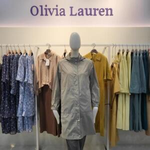 올리비아로렌 sh06 프린트 후드 롱점퍼 등판 프린트 후드 롱점퍼 VVCCL4M3281