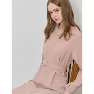 [하프클럽/쉬즈미스]클래시컬 오픈 카라 벨티드 원피스 (택가격 318000원)