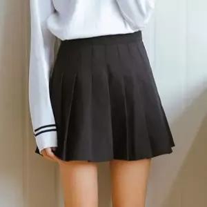 여성 봄 테니스 스커트 속바지포함 데이트룩