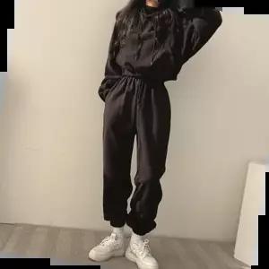 아노락 트레이닝 셋업 크롭후드 조거팬츠 크루 러닝복 세트