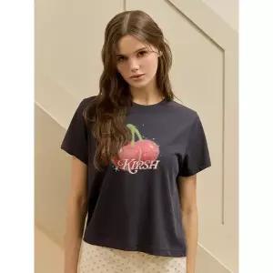 [키르시](대전신세계) 멜로우 스탠다드핏 체리 티셔츠 [다크 네이비]