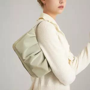 [슈펜] 레더 미니 셔링 호보백 (HPABGD4902-T)