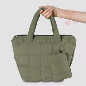 파우치포함 스퀘어패딩백 여자손가방 여성데일리백 누빔토트백