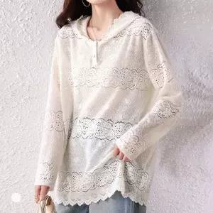 KARRA 페미닌펀칭후드블라우스_A6S0039