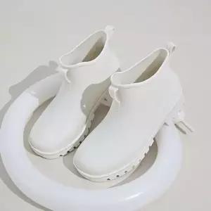 여름용 키높이 장화 실용적 레인부츠 레인부츠 방수신발 장마철신발 패션장화 패션부츠