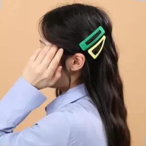 네모똑딱핀 슈슈세모똑딱핀2p형광헤어핀 형광똑딱핀 똑딱핀 세모똑딱핀 형광머리핀