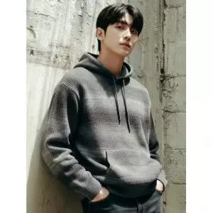 [비바스튜디오] 그라데이션 니트 후드티셔츠 - CHARCOAL