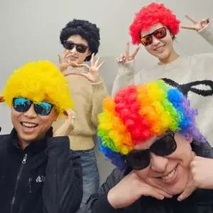 인생사진 네컷 폭탄 뽀글머리 가발 레인보우 폭탄머리 웃긴가발 뽀글이가발 뽀글머리 노래방가발