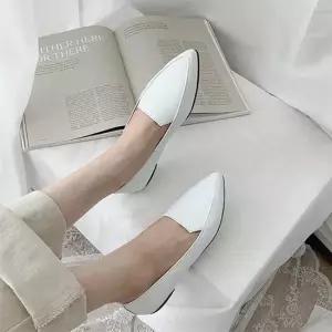 슈즈 여자구두 통굽단화 단화구두 모카신 통굽 구두