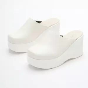 9cm 상굽 한복신발 미장원 통굽 키높이 앞막힘슬리퍼 앞막힌슬리퍼 미장원슬리퍼