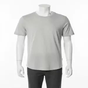 SPAO 스파오 [코튼스판] 세미 크롭 슬림 반팔티_SPRWG25G01 621362