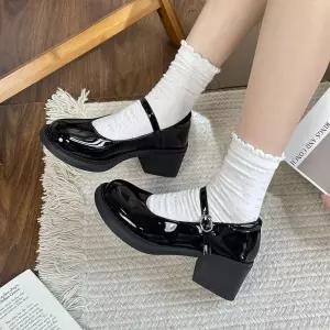 여친 작은구두 미들굽 스트랩힐 봄가을 벨벳느낌의 일자버클 가보시 5.5센티 패피1