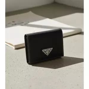 프라다 26SS 리나일론 3단 지갑 (2MH041 2DMH F0002)
