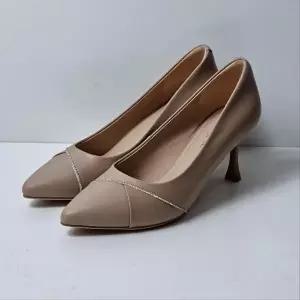 [셀러허브 1]미셸by탠디 TC01 여성 소가죽 7cm 슬림힐 포인티드 펌프스 사선 메탈라인 하객구두  X26007SB