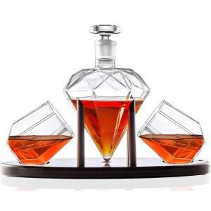 [미국배송] 위스키 디캔터 다이아몬드 모양의 2개의 잔과 마호가니 나무 홀더 U2013 우아한 수제 유리 주류 스카치 럼 버번 보드카 데킬라 훌륭한 선물 디어 750ML