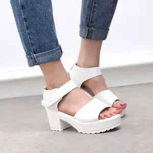 통굽 키작녀데일리 키높이 캐주얼룩 찍찍이 오픈 여자힐 여자패션 [f99BD66]