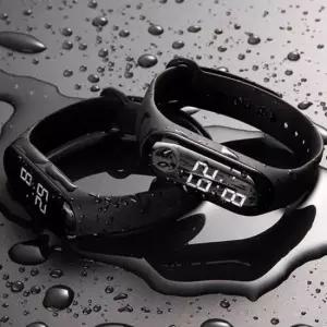 bns 스포츠 등산 레저 방수 LED 터치 디지털 손목 시계 터치시계 스포츠시계 방수시계