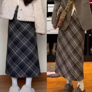 여성 롱스커트 데일리룩 울 체크 패턴 겨울 클래식 허리밴딩 포근한 깔끔핏