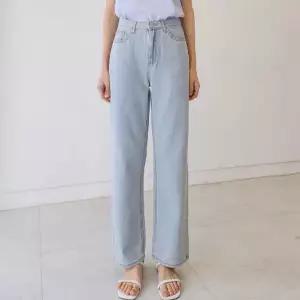 [하프클럽/]1158 여름 얇은 일자 세미 와이드 10부 데님 팬츠 청바지 (연청 진