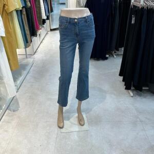 올리비아로렌 sh06 부츠컷 데님팬츠 자수포인트 부츠컷 데님팬츠 VVCMP4M4261