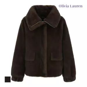 [올리비아로렌] 와이드 카라 인조 퍼 점퍼_VOBJF4WA132