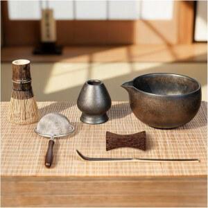 글리엔플럭스 7피스 말차 세트 세라믹 볼, 대나무 거품기(채센) & 홀더, 체, 티 스쿱 휴식, 특수 매트 - 애호가 및 선물용 완벽한 키트, 금도금