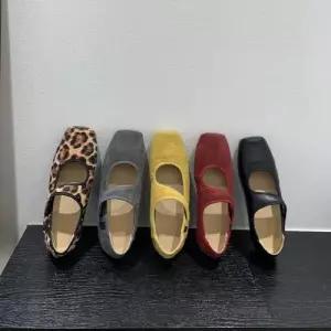 여성용 빨강 신발 힐펌프스 스트랩힐 슈즈 키높이 프렌치 펌프스 메리제인 조추 발레리노 MF3