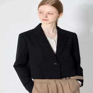 [패플단독] [(OZOC)] 베이직 원버튼 크롭 자켓 (택가격 124000원)