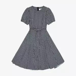 베스띠벨리 세이브존04 하트 패턴 라운드넥 원피스  BKOAE25350