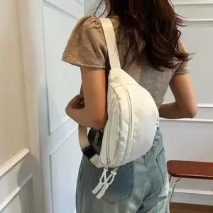 남녀공용 3컬러 여행보조가방 데일리 숄더크로스 힙색 학생크로스백 여성크로스백