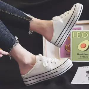 뒤꿈치 뚫린 운동화 여성 통굽 스니커즈뮬 운동화샌들 뮬운동화 스니커즈슬리퍼