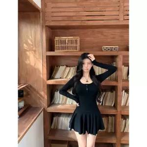 팔콘 여성 스커트 원피스 치마 미니 스판 스퀘어넥 긴팔 허리조임 A라인 버튼 셔링 봄가을 KKE3