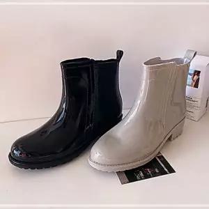 멋진 여성레인부츠 스타일장화 깔끔한 비장화 블랙 LWB40796