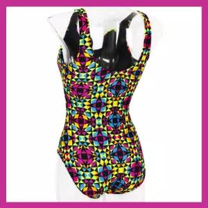 강습 시니어 예쁜 수영복 브랜드 잉카서클 브라캡내장형 아쿠아로빅 u백 엄마수영복 로우컷