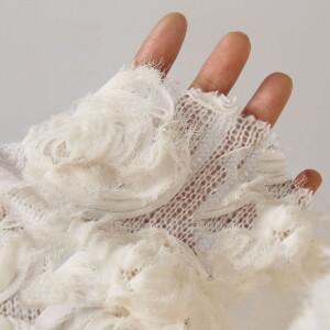 벨벳 3D 장미 엠보싱 자수 원단 소프트 스웨터 의류 원피스 디자이너 제작 베이지 컬러