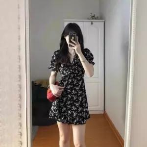 앤트맨 여성용 원피스 치마 블랙 슬림핏 스위트풍 퍼프소매 OPH1