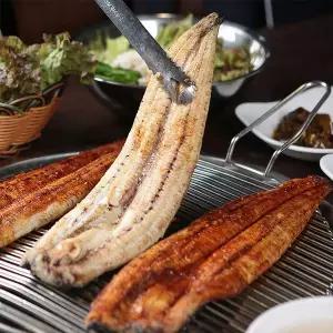 [식탁이야기]프리미엄 자포니카 국내산 풍천민물장어1kg +(소스2종2개+초생강채2개 )