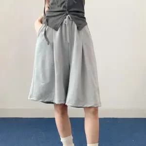 [다잇템]여자 Y2K 핀턱와이드 버뮤다 5부 면 반바지