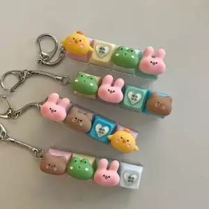 4구 개구리 곰돌이 클로버 왕눈이 토끼 병아리 LED 야광 불빛 키캡 키링 컬러 키보드 자판 딸깍이 클리커