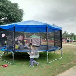 대형 트램펄린 실외 안전망 캠핑장 천막 방방 점핑